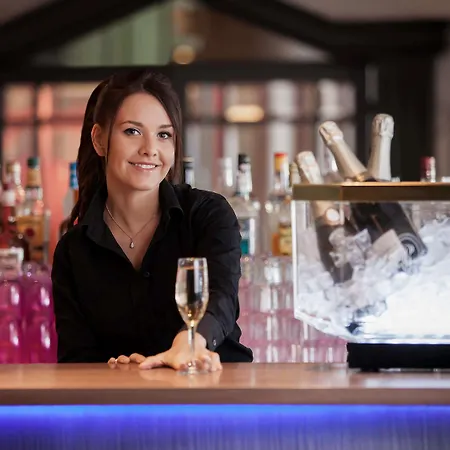 Pullman Cannes Royal Casino 4*