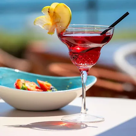 Pullman Cannes 4*