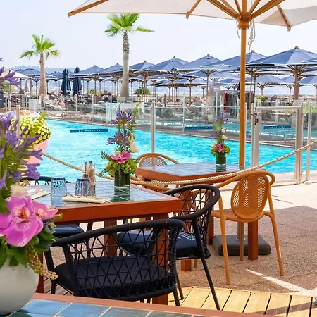 Pullman Cannes Hotel 4*